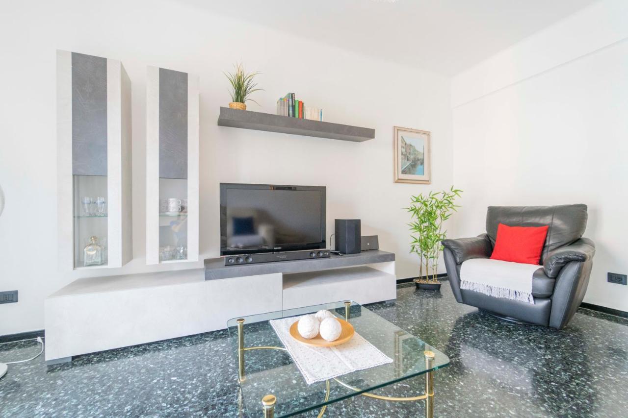 193 - Casa Via Della Chiusa - Centralissimo E Vicino Alla Baia Del Silenzio, Spiaggia E Mare 150M - Parcheggio Gratis Incluso E Aria Condizionata Sestri Levante Esterno foto